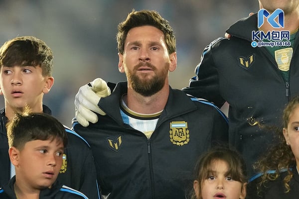 世界杯FIFA体育新闻：在国际比赛日期间，梅西迎来了他在阿根廷国家队的告别演出。/ MB Media/Getty Images