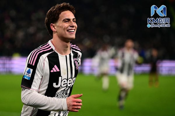 世界杯FIFA体育新闻:尤文图斯 10 号。/MARCO BERTORELLO/AFP/Getty Images