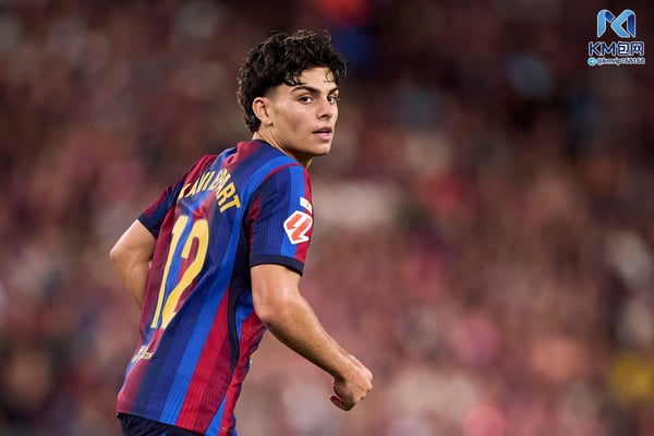 世界杯FIFA体育新闻:哈维·埃斯帕特在巴塞罗那迎来了一个突破性的赛季。/ Pablo Rodriguez/Quality Sport Images/Getty Images