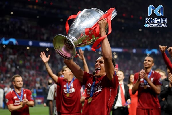 世界杯FIFA体育新闻：特伦特·亚历山大-阿诺德在利物浦2019年欧冠夺冠征程中发挥了关键作用。/ Matthias Hangst/Getty Images