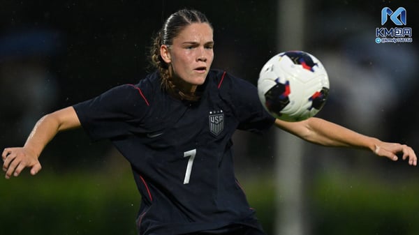 世界杯FIFA体育新闻:麦迪·迪马利亚在美国足球青年队中表现出色,进球不断。/ Kenta Harada/USSF/Getty Images