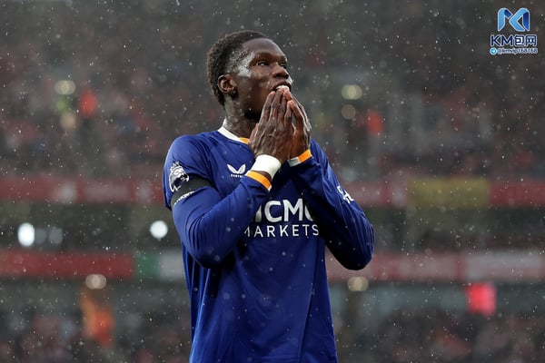 世界杯FIFA体育新闻:蒂埃诺·巴里在酋长球场的任务吃力不讨好。/ Julian Finney/Getty Images