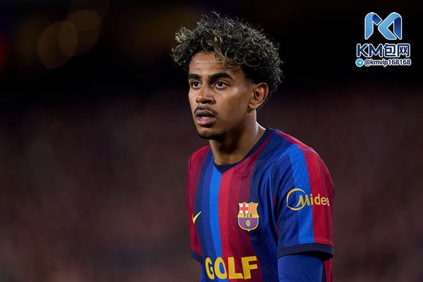 世界杯FIFA体育新闻：拉明·亚马尔在诺坎普球场表现平平。/ Pedro Salado/Getty Images