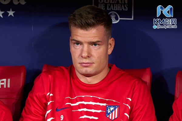 世界杯FIFA体育新闻：亚历山大·索尔洛特会是令人意想不到的解决方案吗？/ Angel Martinez/Getty Images